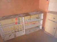 תמונת ואטי, רשות מקומית אתונה למכירה (2)