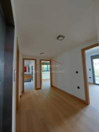 Image 11 of 25