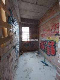 Image 10 of 28