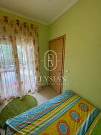 Image 10 of 18
