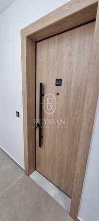 Image 20 of 25