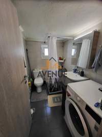 Image 10 of 25