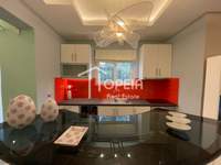 תמונת גליפדה, אתונה למכירה (2)