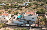 Image 5 of 18