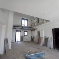 Image 9 of 28