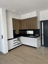 Image 10 of 21