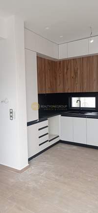 Image 15 of 21