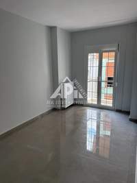 Image 4 of 18