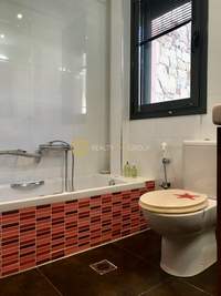 תמונת בית, לאבראוטיקי, אתונה למכירה (1)