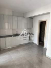 Image 10 of 18