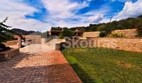 Image 17 of 25