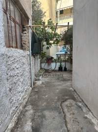 Image 14 of 16