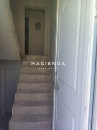 תמונת אכרניס, אתונה למכירה