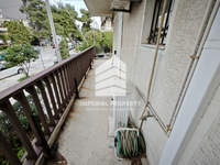 תמונת נאה סימרני, אתונה למכירה (2)