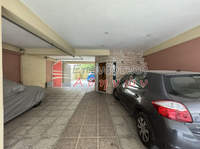 תמונת קאטו פטיסיה, אתונה למכירה (2)