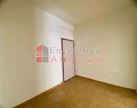 תמונת זוגרפו, אתונה למכירה (4)