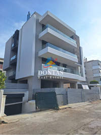 תמונת מרוסי, אתונה למכירה (4)