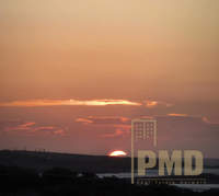 תמונת פארוס, הקיקלאדיים למכירה (2)