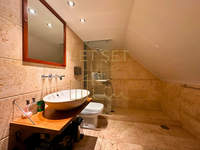Image 21 of 30