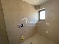 Image 21 of 25