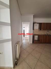 תמונת דרפטסונה, אתונה למכירה