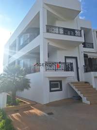 Image 7 of 23