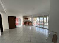 תמונת אלימוס, אתונה למכירה (2)