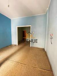 Image 15 of 25