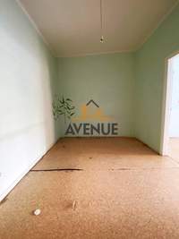 Image 10 of 25