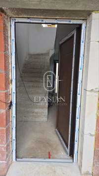 Image 9 of 15
