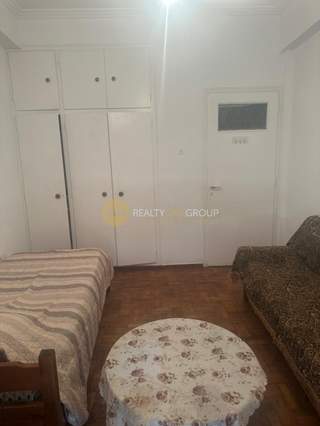 Ano kipseli, Athens for sale