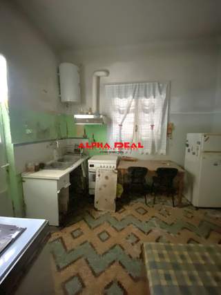 Nikaia, Athens for sale