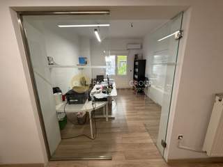 תמונת ניאפולי, אתונה למכירה