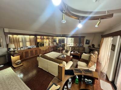 תמונת בית, אלימוס למכירה (1)