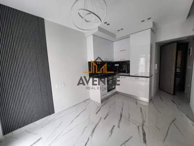 תמונת סטודיו, אנליפסי -מפוטסרי, סלוניקי למכירה (0)