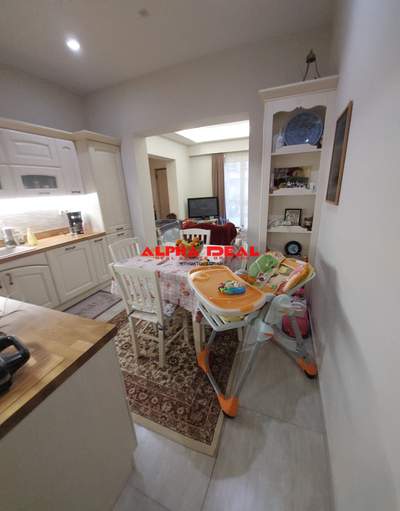 תמונת דירה, טבוריה-אגיה סופיה, פיראוס למכירה (1)