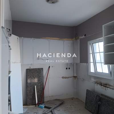 תמונת קוקיניה פיראוס, פיראוס למכירה (1)