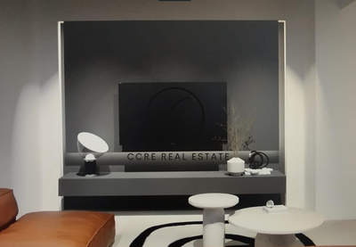 תמונת וארי, וארי - וולה -ווליאגמני, אתונה למכירה (0)