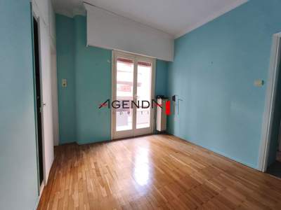 תמונת סטודיו, אגיוס ארטימוס, אתונה למכירה (1)