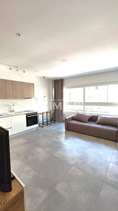 תמונת סטודיו, יאניצון, סלוניקי למכירה (0)