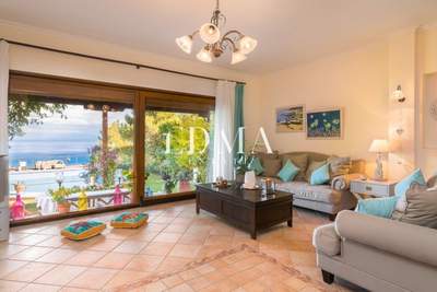 תמונת וילה, קסנדרה למכירה (1)