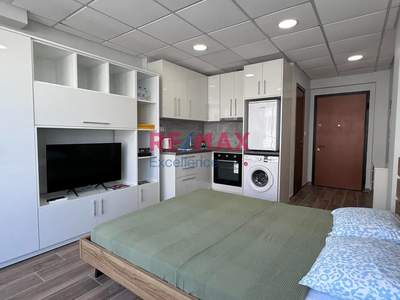 תמונת סטודיו, ברדאריס - כיכר הדמוקרטיה, סלוניקי למכירה (1)