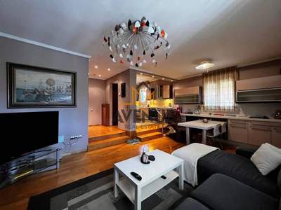 תמונת דופלקס, ניאפולי - סיקיס למכירה (0)