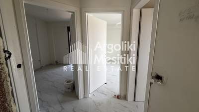 תמונת דופלקס, נאפפליו, פלופונס למכירה (1)