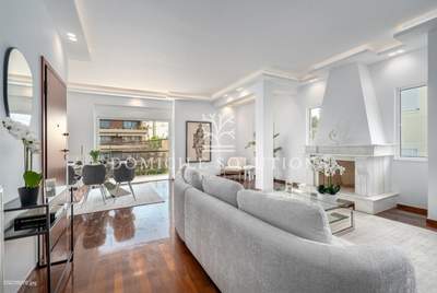 תמונת וולה, וארי - וולה -ווליאגמני, אתונה למכירה (1)