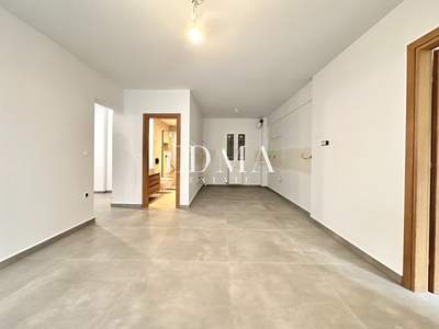 תמונת סטודיו, נטפו, סלוניקי למכירה (0)