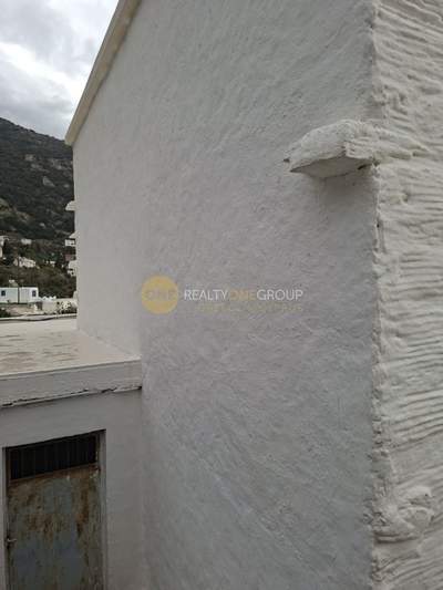 תמונת בית, אנדרוס למכירה (1)