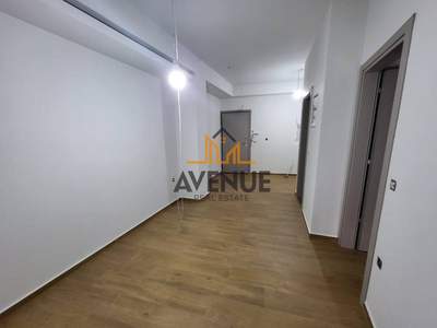 תמונת סטודיו, ברדאריס - כיכר הדמוקרטיה, רשות מקומית סלוניקי למכירה (1)