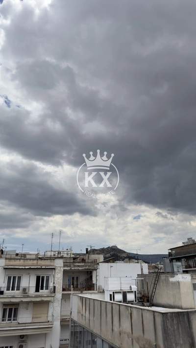 תמונת ויקטוריה, אתונה למכירה (1)