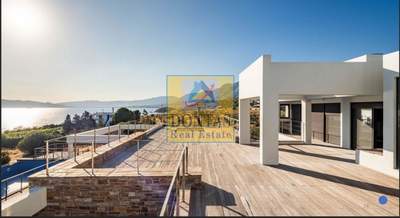 תמונת בית פרטי, קאריסטוס למכירה (0)